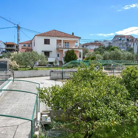 Okrug Gornji 9693a *