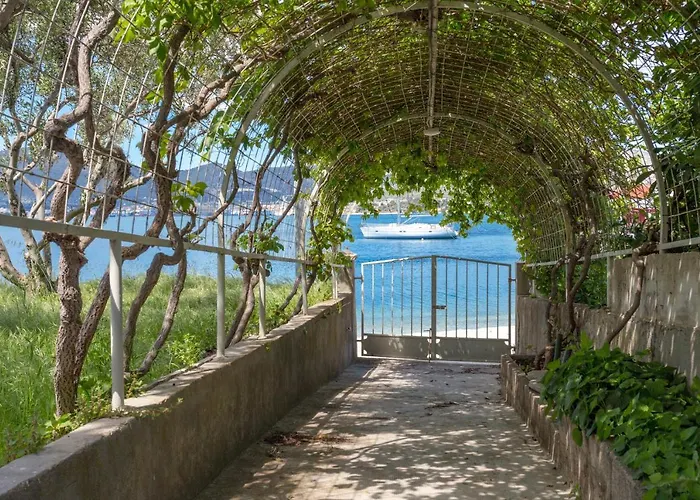Okrug Gornji 9693a Trogir